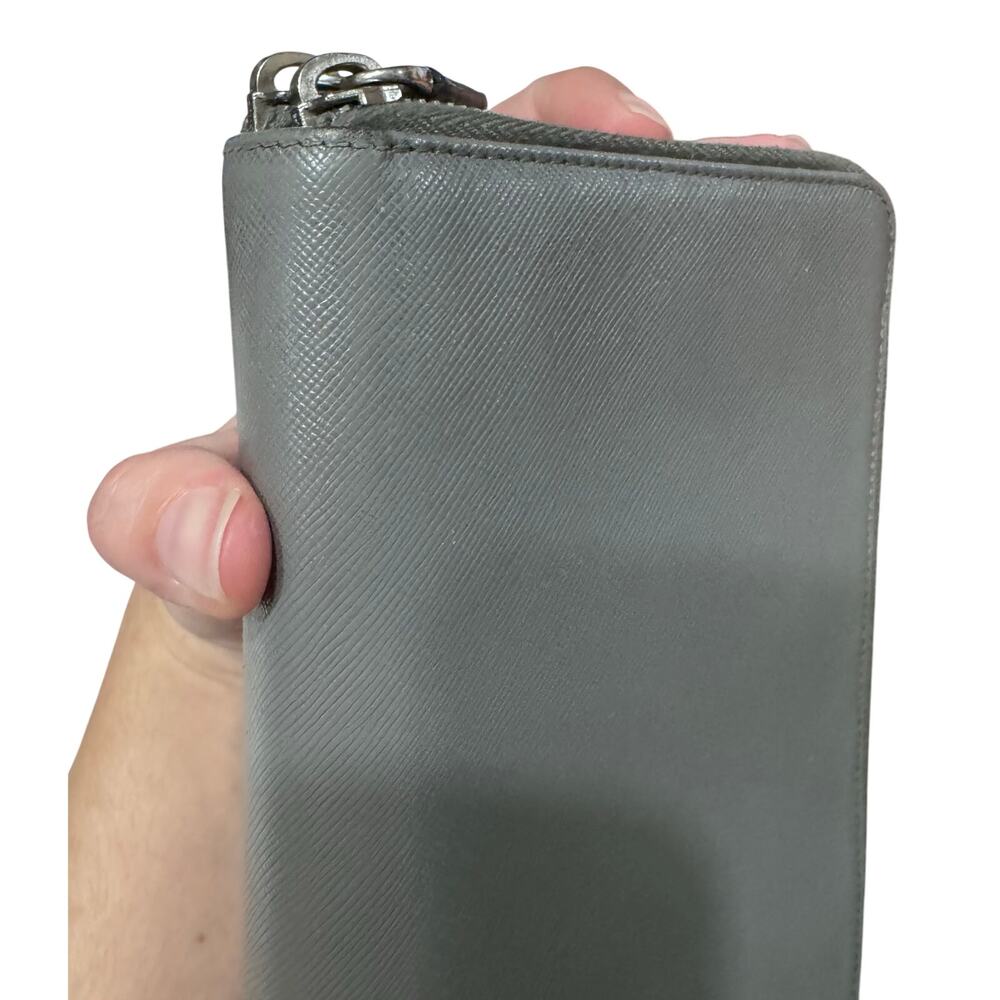 Auth Prada Grey Saffiano Leather Double Zip Travel Organizer Wallet Large - Picture 8 of 16